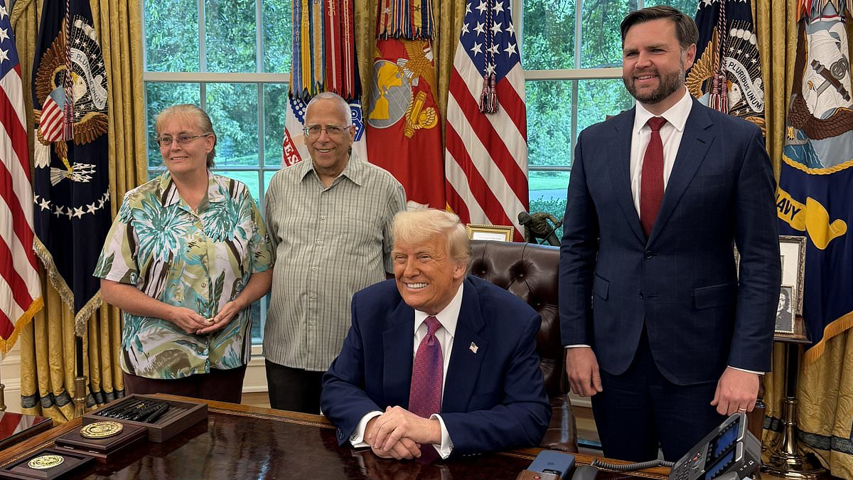 alert-–-pope-leo’s-maga-brother-gets-vip-treatment-with-trump-and-vance-in-the-oval-office