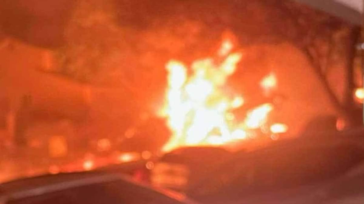 alert-–-huge-fireball-after-plane-crashes-into-quiet-san-diego-neighborhood