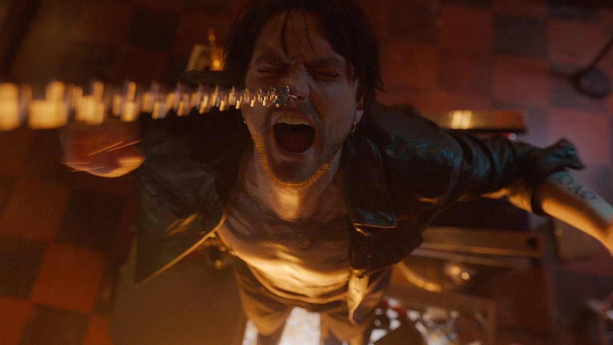alert-–-horrific-freak-accident-strikes-movie-theater-during-screening-of-latest-final-destination-movie