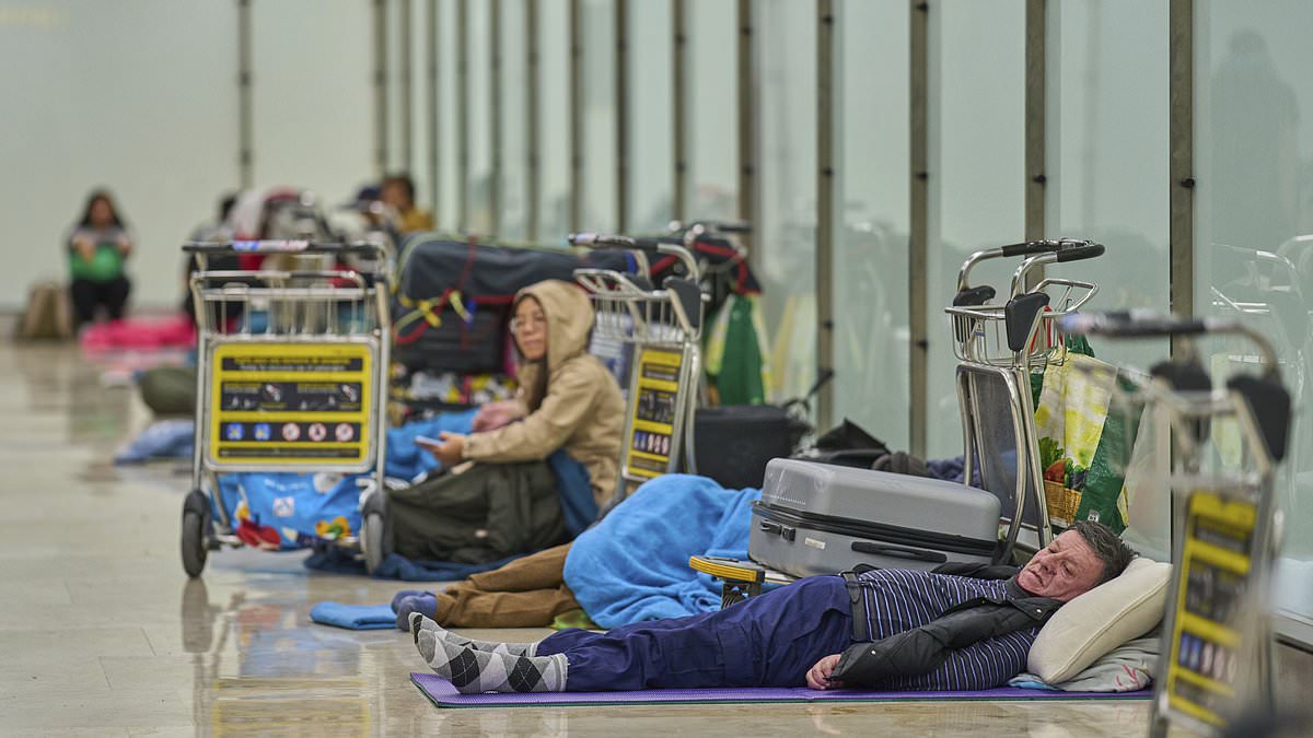 alert-–-a-warning-to-britain:-brought-to-its-knees-by-a-crackpot,-net-zero-obsessed-socialist-government,-dystopian-spain-offers-a-chilling-vision-of-our-possible-future