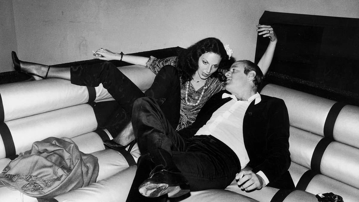 alert-–-hollywood-agog-over-new-memoir-by-diane-von-furstenberg’s-billionaire-mogul-husband-in-which-he-reveals-he’s-been-sleeping-with-countless-men-during-their-50-year-relationship…-while-she-once-bedded-warren-beatty-and-ryan-o’neal-in-a-single-weekend