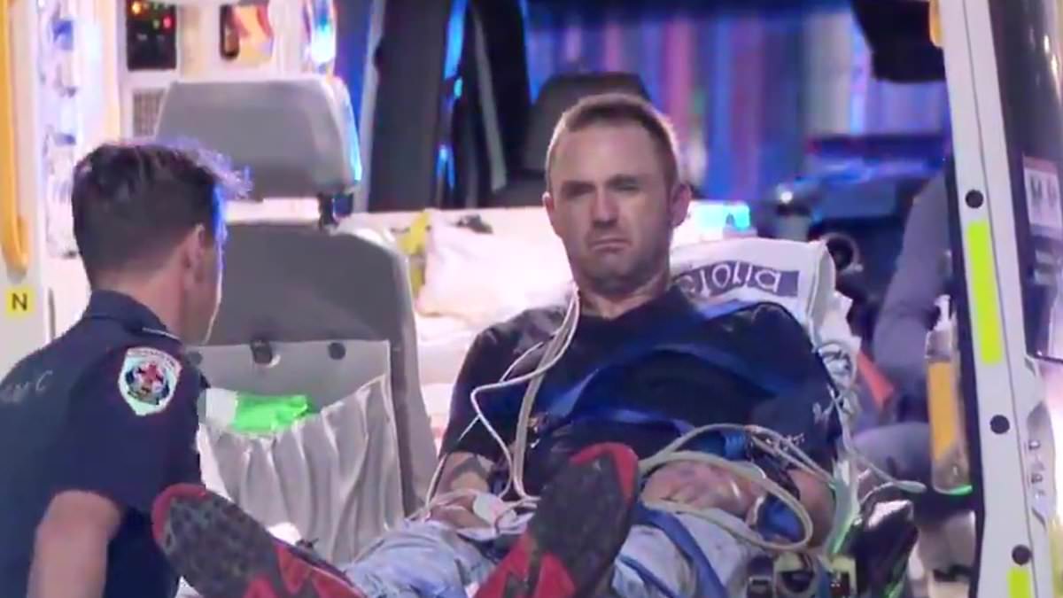 alert-–-major-police-operation-underway-in-south-melbourne-after-shooting-with-one-woman-dead-and-a-man-injured