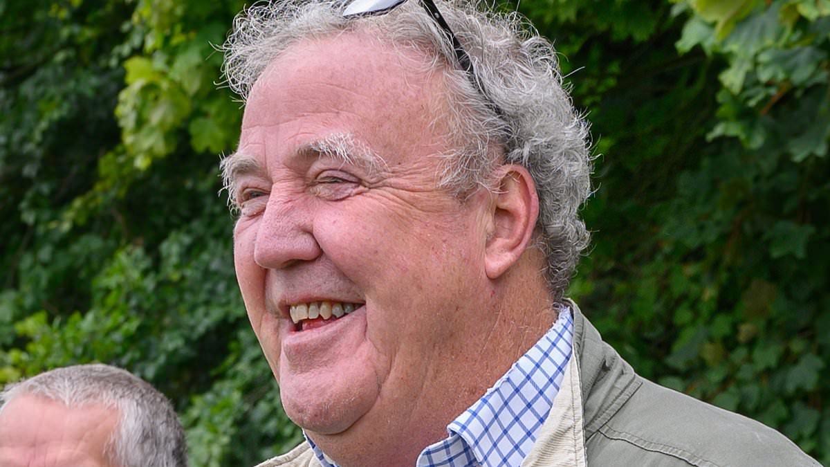 alert-–-jeremy-clarkson-reveals-he’s-lost-two-stone-on-weight-loss-drug-mounjaro-but-jokes-‘i’m-no-david-gandy’-–-as-he-reveals-girlfriend-lisa-hogan-has-‘given-up’-on-making-him-look-good