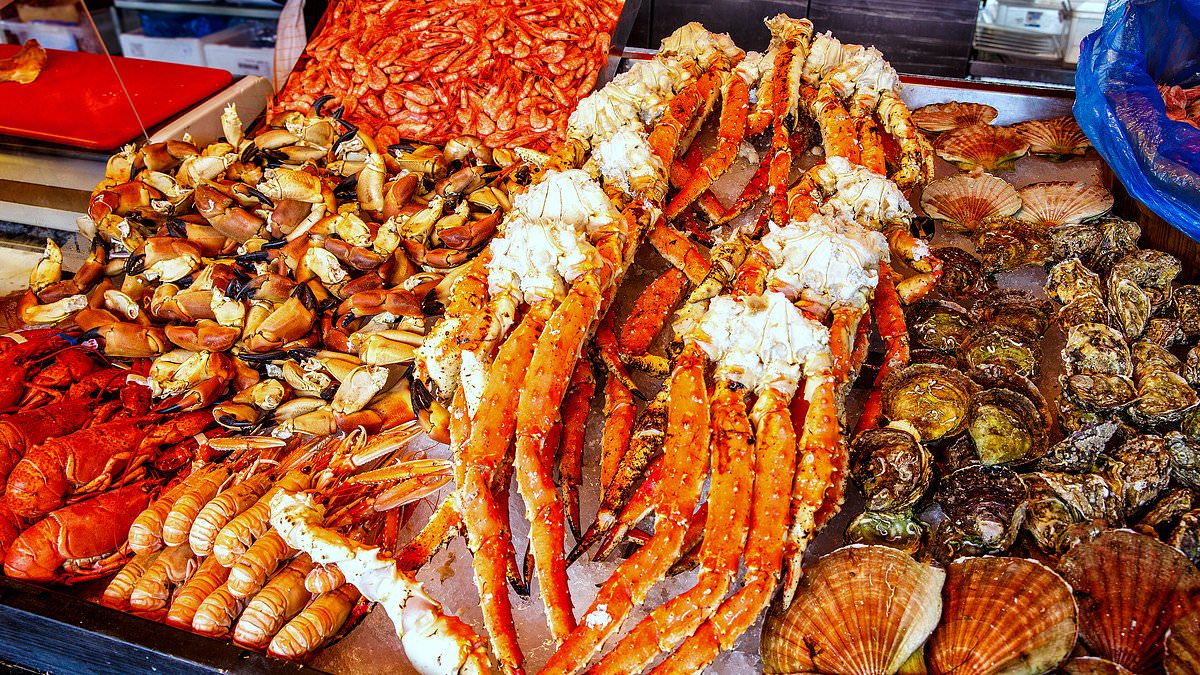 alert-–-memorial-day-weekend-warning-as-popular-seafood-is-recalled-for-norovirus-fears