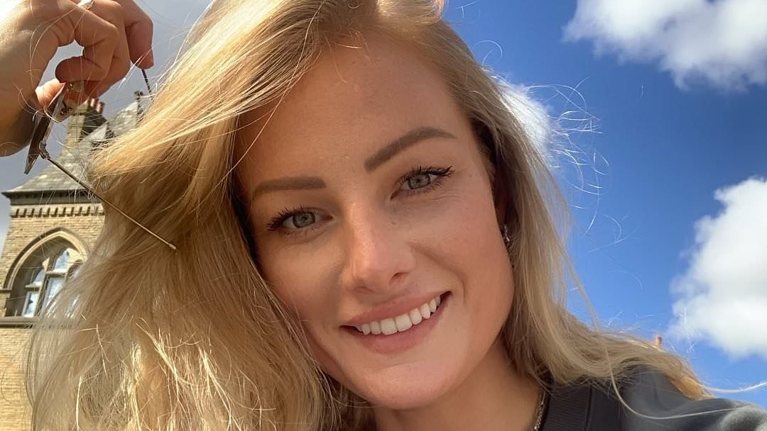 alert-–-the-tragedy-behind-skydiver,-32,-who-jumped-to-her-death-from-10,000ft