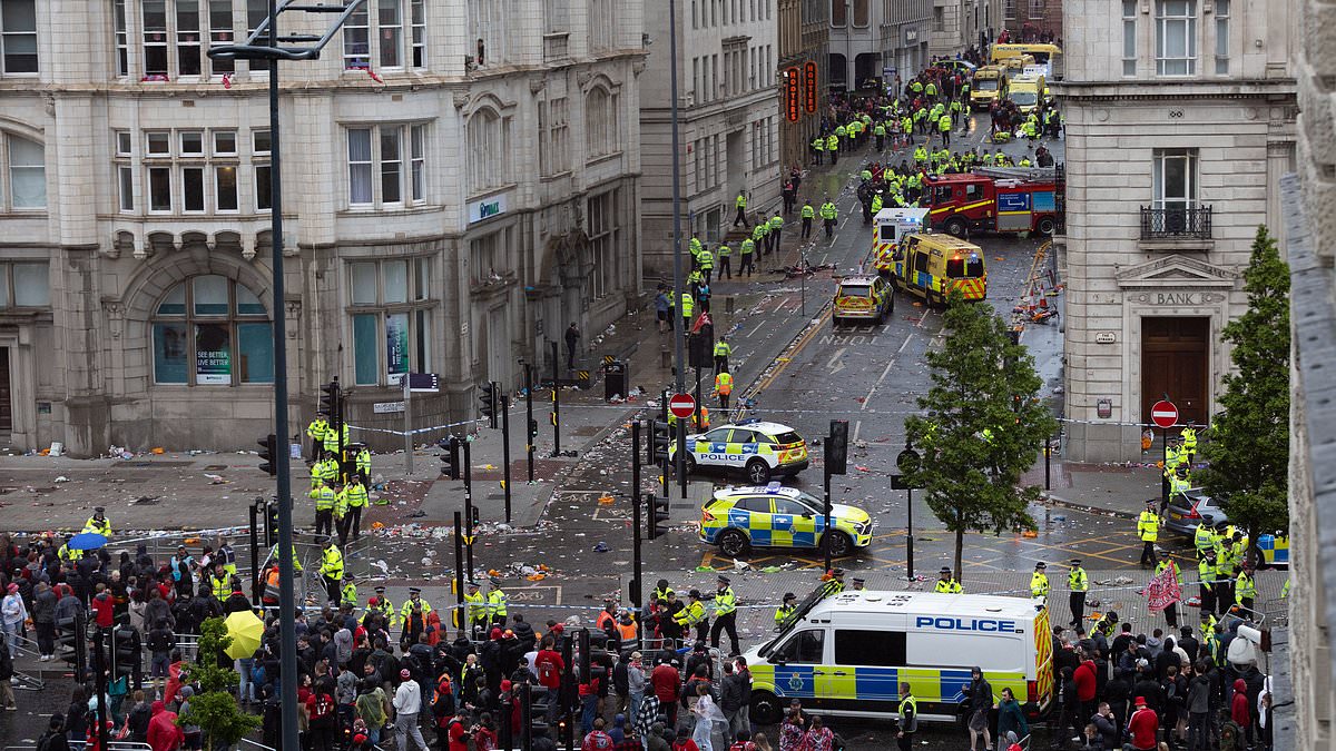 alert-–-liverpool’s-trophy-parade-horror-as-car-‘collides’-with-crowd-of-fans-after-thousands-flock-in-to-celebrate-premier-league-title-success