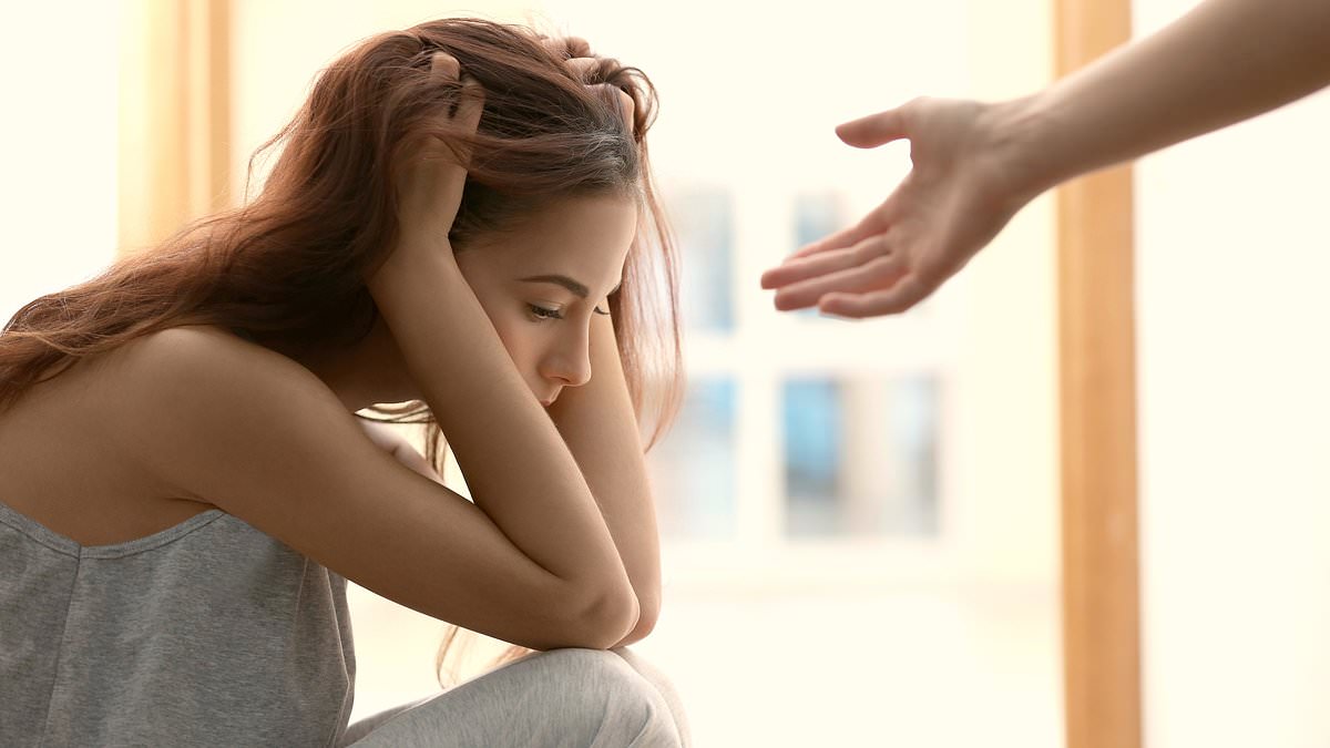 alert-–-family-breakdowns-are-highest-level-since-records-began-as-almost-half-of-teenagers-live-with-just-one-parent