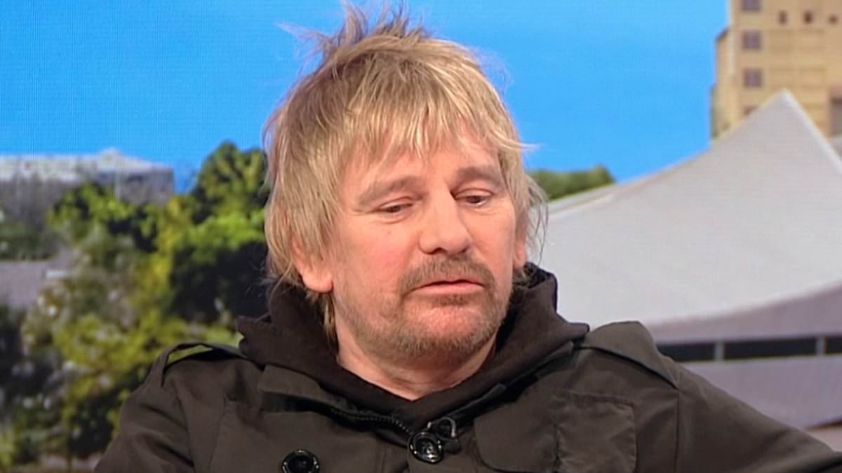 alert-–-ex-oasis-drummer-zak-starkey-reveals-he-confronted-the-gallagher-brothers-after-being-axed-from-band’s-much-anticipated-reunion-tour-and-says-his-recent-sacking-from-the-who-has-left-dad-ringo-starr-‘not-too-happy’