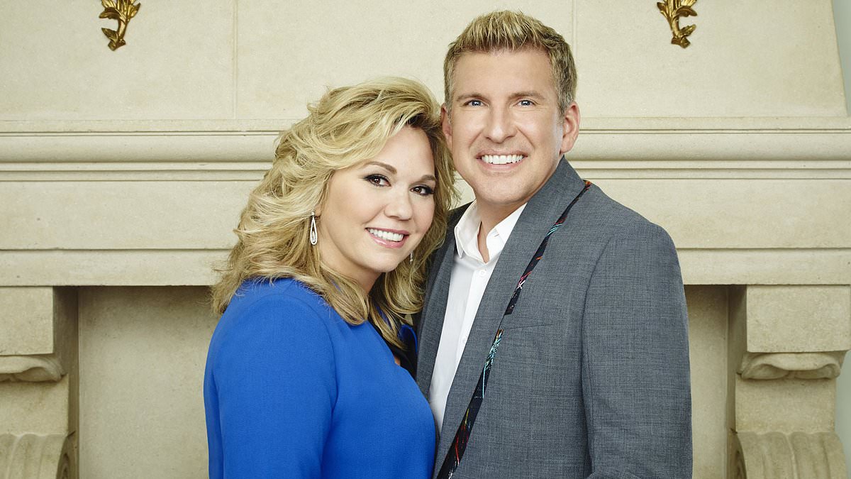 alert-–-trump-pardons-reality-tv-stars-todd-and-julie-chrisley-after-lobbying-campaign-from-daughter-savannah