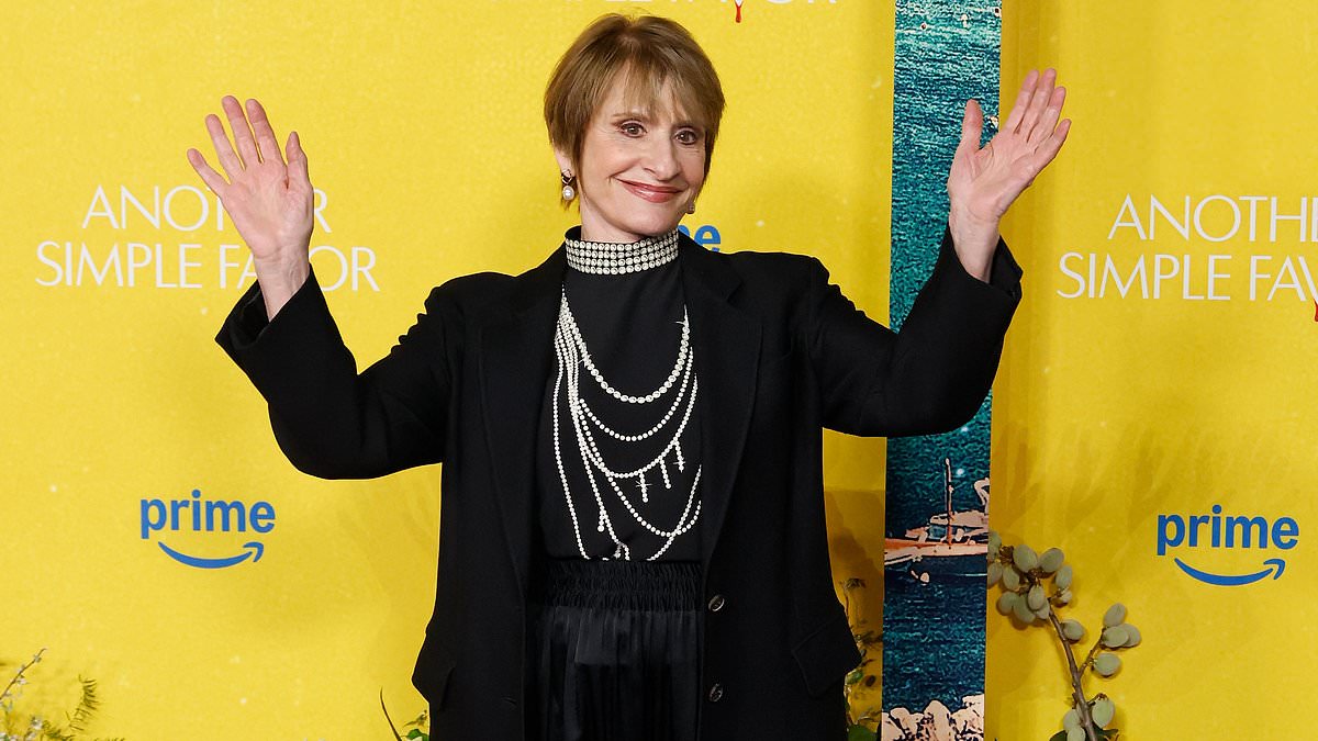 alert-–-diva-patti-lupone-accused-of-going-‘too-far’-in-feud-with-acting-rivals-after-brutal-swipes
