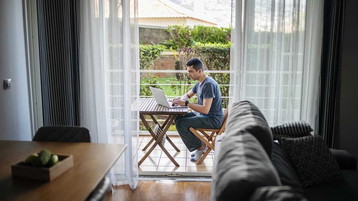 alert-–-work-from-home-is-allowed-to-supervise-your-gardener,-tribunal-rules-as-company-director-wins-30,000-payout