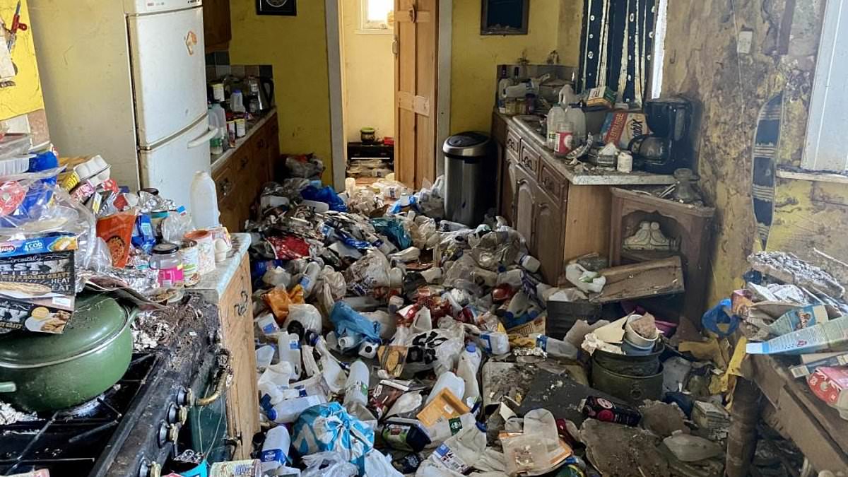 alert-–-britain’s-most-disgusting-house-full-of-beer-bottles,-filth-and-rubbish-goes-on-the-market-for-300,000-after-the-mother-of-all-clean-up-jobs