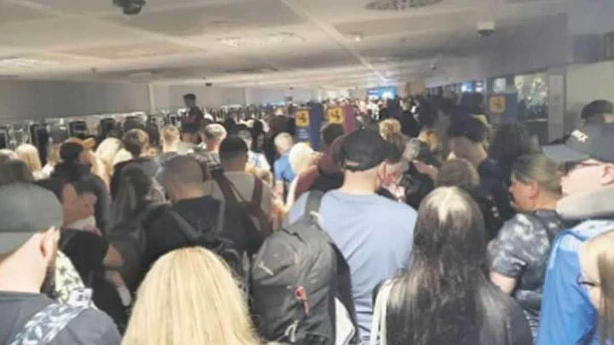 alert-–-‘inhuman’-conditions-at-spanish-airports:-british-families-are-forced-to-‘lift-children-to-stop-them-suffocating’-as-hundreds-are-trapped-in-passport-control-in-tenerife