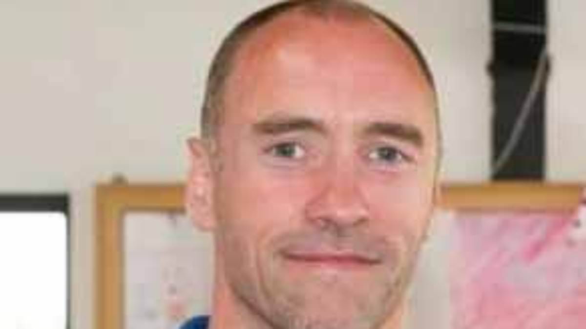 alert-–-emotional-ex-royal-marine-commando,-53,-shakes-his-head-as-court-hears-he-‘used-car-as-a-weapon-to-deliberately-mow-down’-79-football-fans