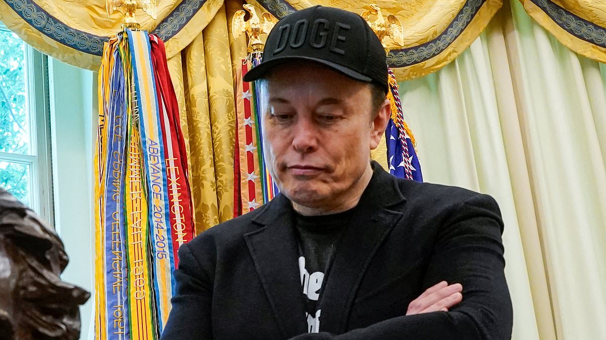 alert-–-donald-trump-torpedoes-elon-musk’s-friend’s-hopes-of-running-nasa-over-worrying-‘prior-associations’