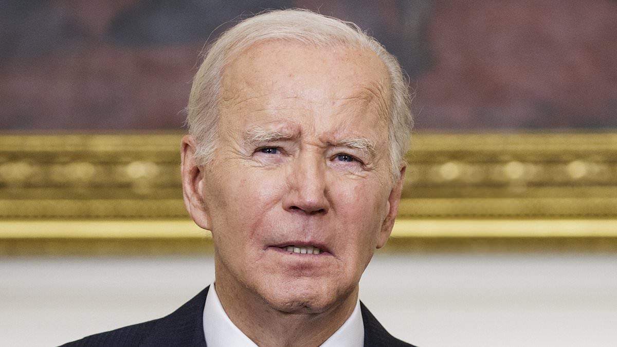 alert-–-joe-biden-‘got-lost-in-his-own-closet-at-the-white-house-while-staff-hid-mental-decline’
