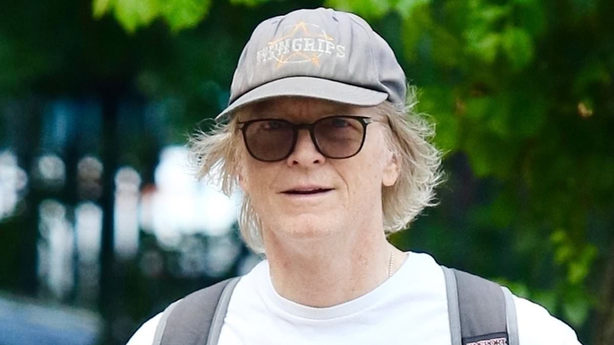 alert-–-’80s-movie-star-who-worked-with-tom-cruise-looks-unrecognizable-on-rare-outing…-can-you-guess-who-it-is?