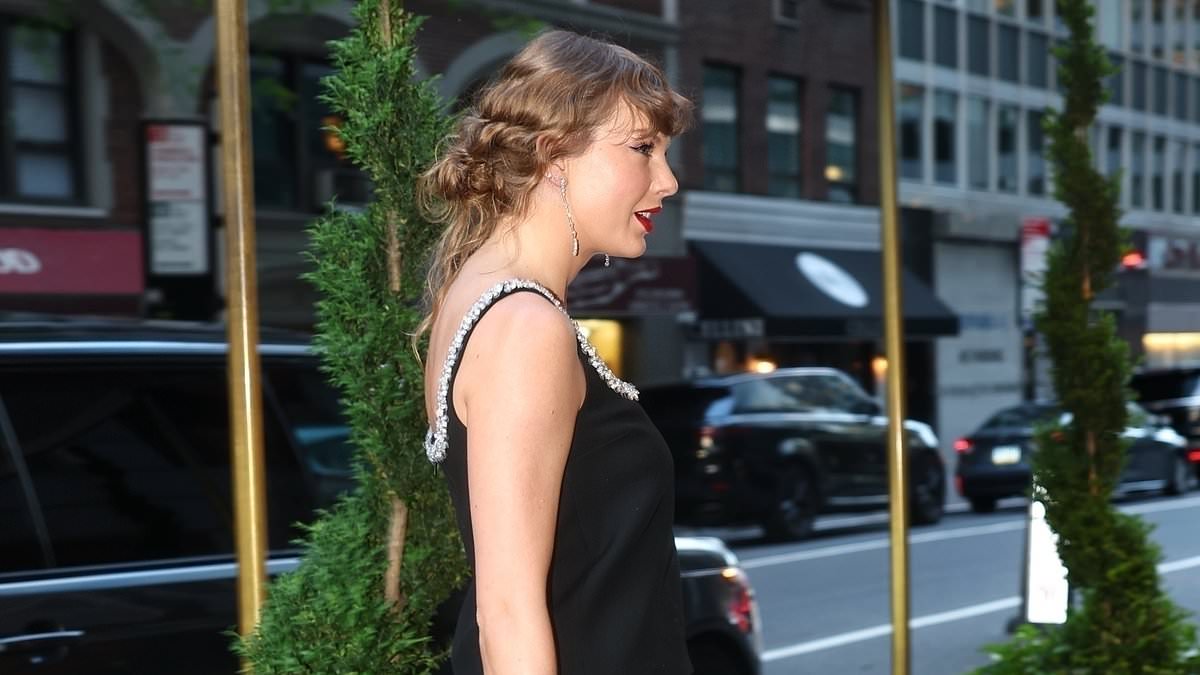alert-–-taylor-swift-fans-fall-for-pregnancy-rumors-after-singer-steps-out-with-‘baby-bump’