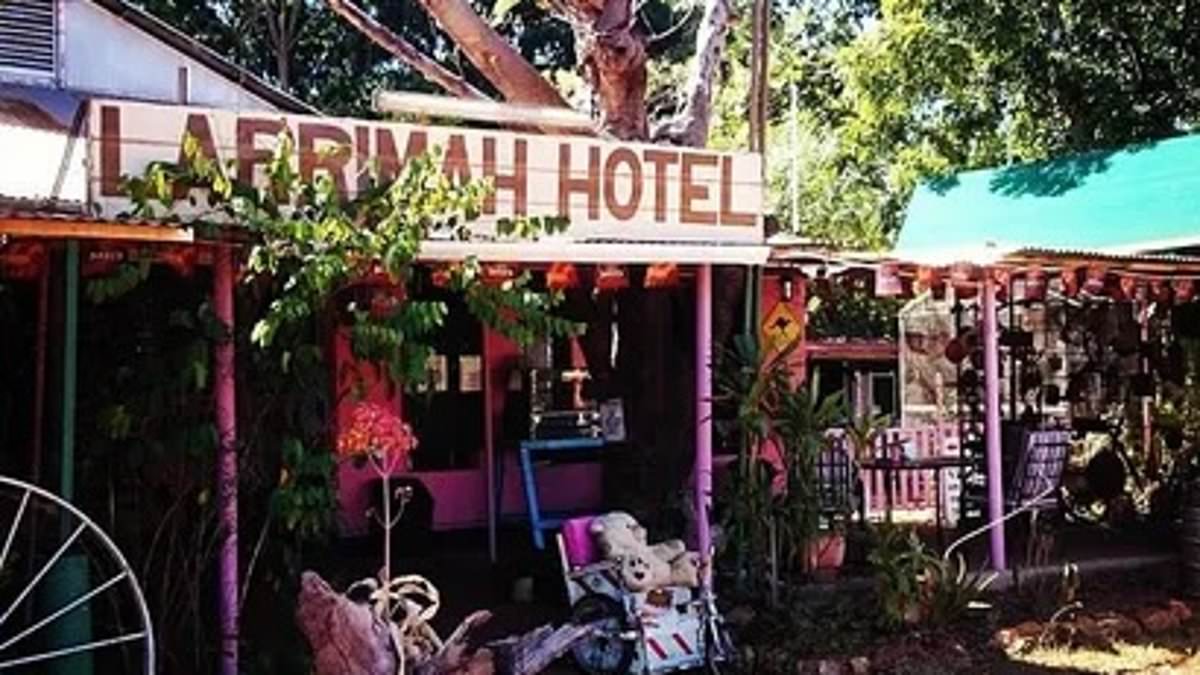 alert-–-it-looks-like-an-ordinary-outback-pub-–-but-it-hides-a-chilling-secret-and-it’s-now-for-sale