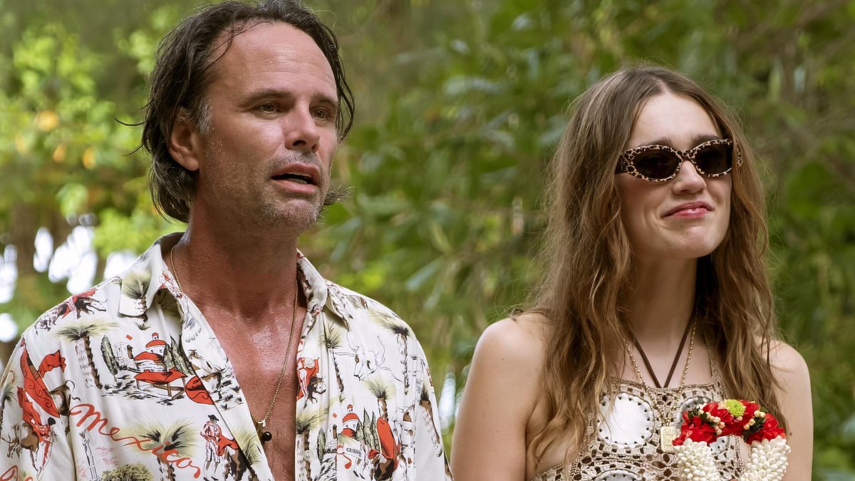 alert-–-walton-goggins-and-aimee-lou-wood-reveal-never-before-seen-white-lotus-sex-scene-as-they-quash-feud-rumors