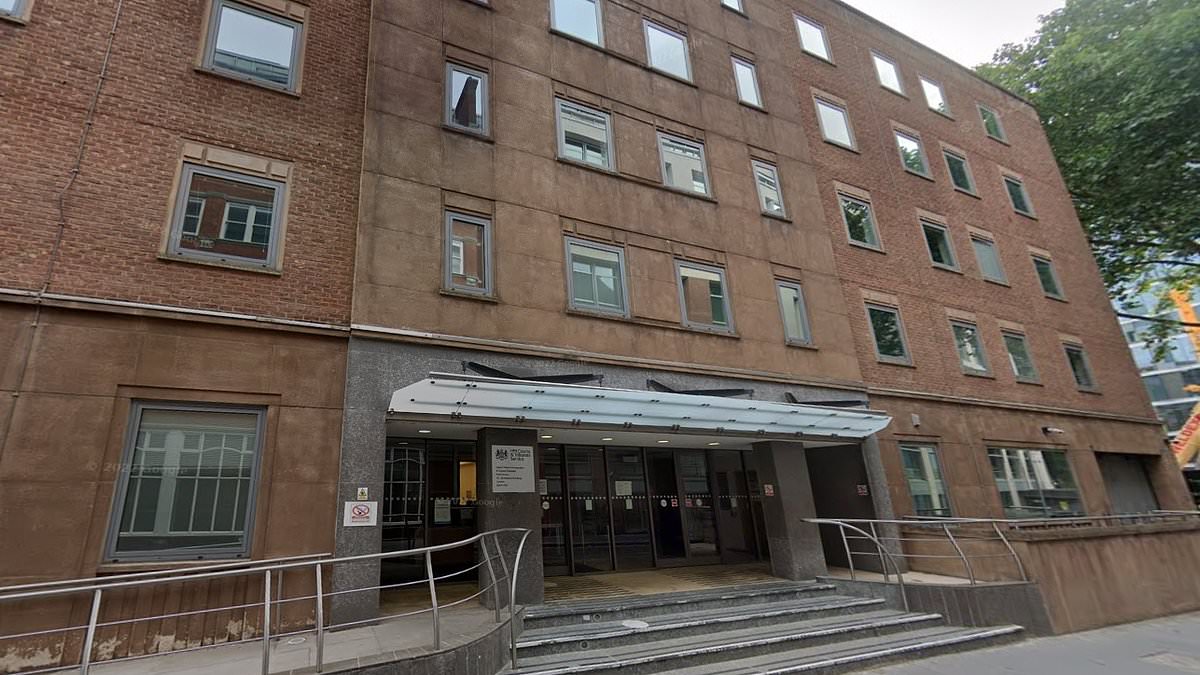 alert-–-convicted-somalian-knife-attacker-wins-human-rights-case-to-stay-in-uk-because-his-clan-faces-persecution-in-his-home-country