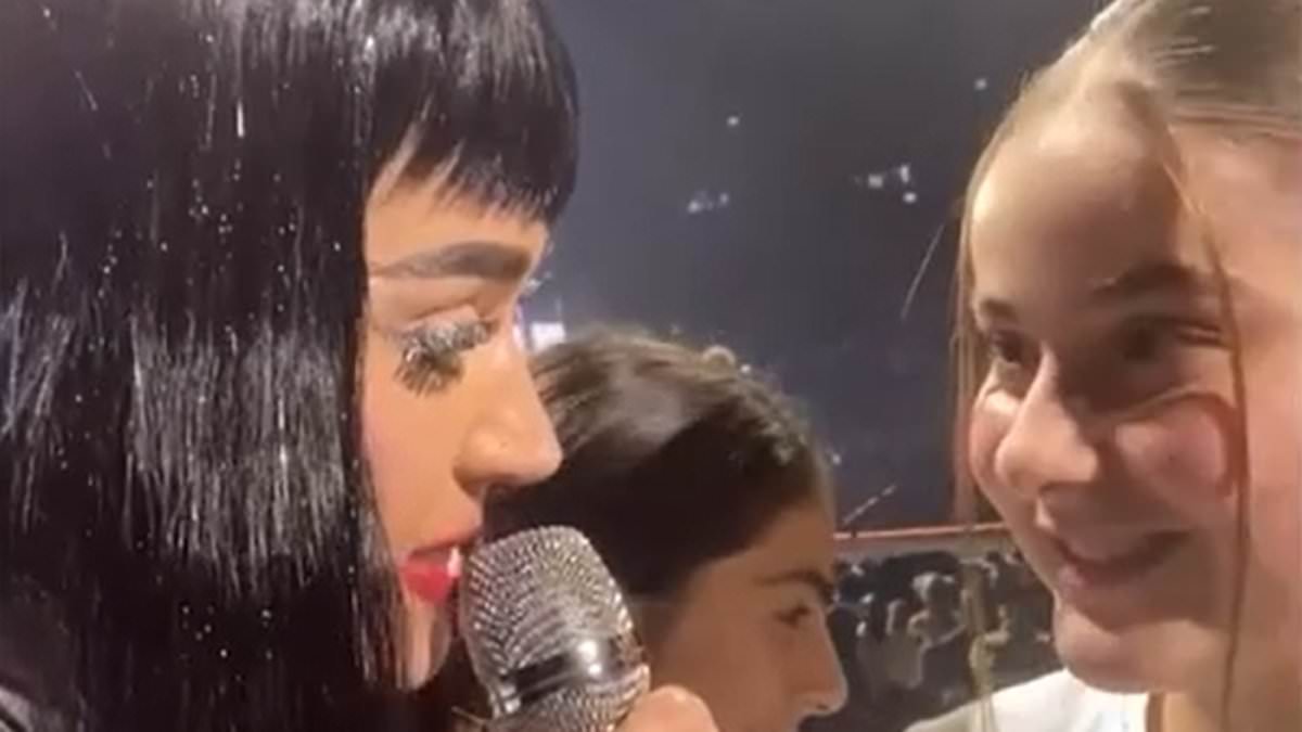 alert-–-disturbing-moment-katy-perry-entices-young-schoolgirl-to-miss-her-exam-as-she-makes-shocking-phone-call-on-stage