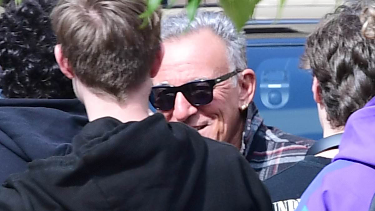 alert-–-bruce-springsteen-and-paul-mccartney-reunite-in-liverpool!-music-legends-greet-students-outside-the-liverpool-institute-for-performing-arts
