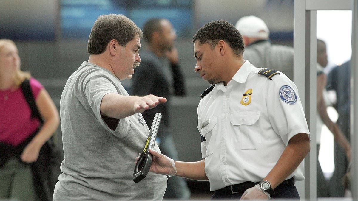 alert-–-tsa-reveals-futuristic-virtual-reality-technology-for-airport-security-checkpoints