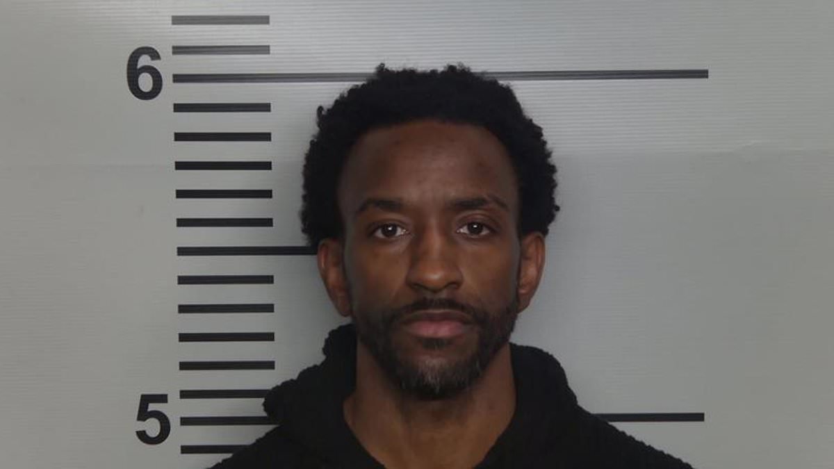 alert-–-ex-louisville-star-russ-smith-arrested-on-suspicion-of-dui-and-reckless-driving
