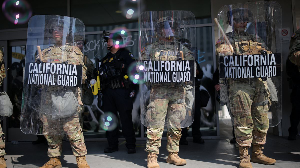 alert-–-‘ice-barbie’-kristie-noem-delivers-savage-insult-to-la-mayor-karen-bass-for-shifting-blame-for-riots