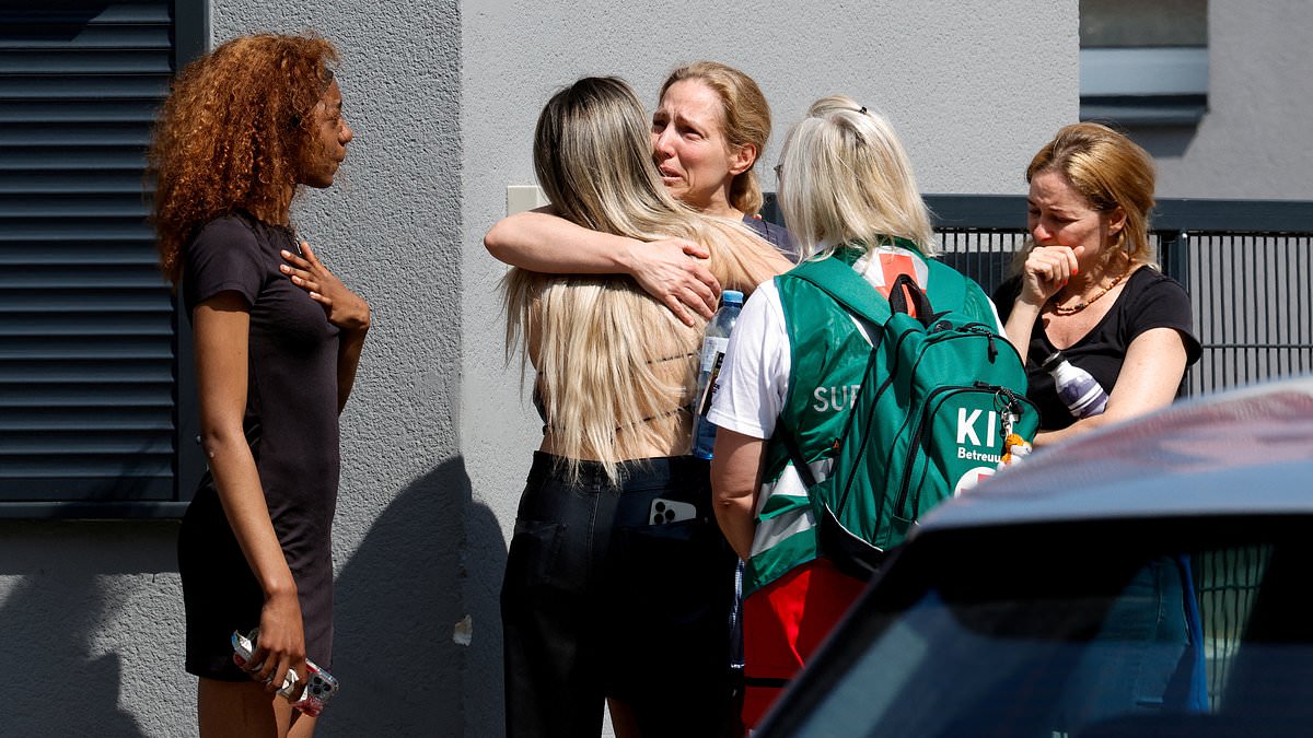 alert-–-school-massacre-gunman-was-drop-out-ex-student,-21,-who-burst-into-classrooms-armed-with-two-guns-and-slaughtered-nine-people-before-killing-himself-in-bathroom,-austrian-police-reveal