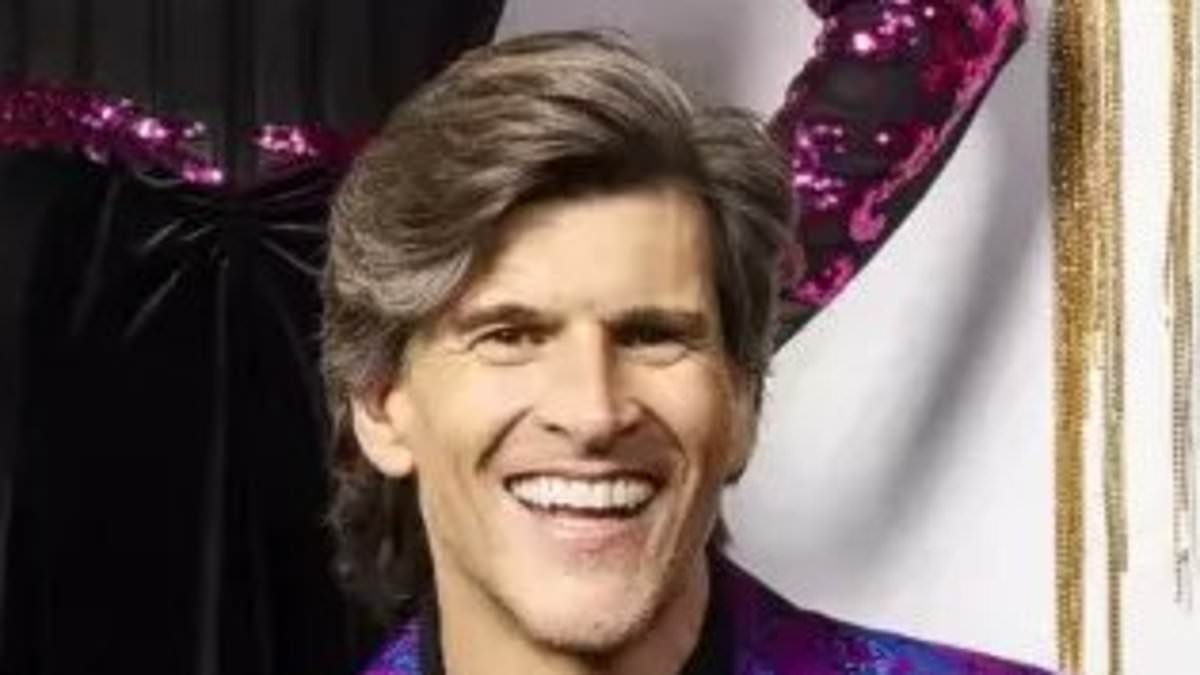 alert-–-the-shock-reason-dancing-with-the-stars-contestant-osher-gunsberg-wore-the-same-outfit-on-two-shows
