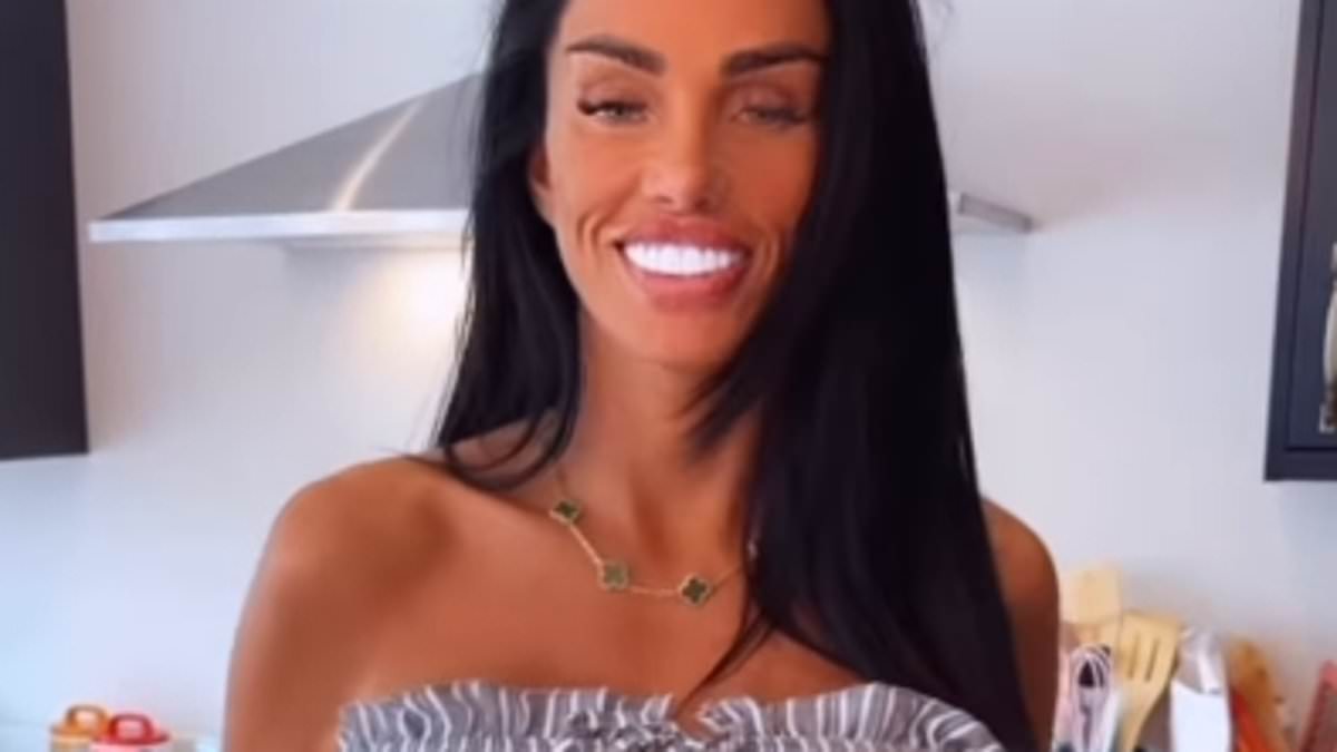 alert-–-katie-price-flashes-her-huge-cleavage-in-a-strapless-stripe-co-ord-as-she-flogs-10-clothing-on-instagram