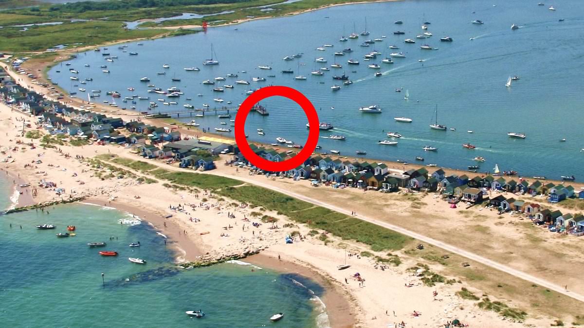 alert-–-drunken-sailors-will-destroy-our-seaside-idyll:-owners-of-britain’s-most-expensive-beach-huts-fears-‘rabble-of-partygoers’-using-new-floating-restaurant-will-ruin-their-peace-and-quiet