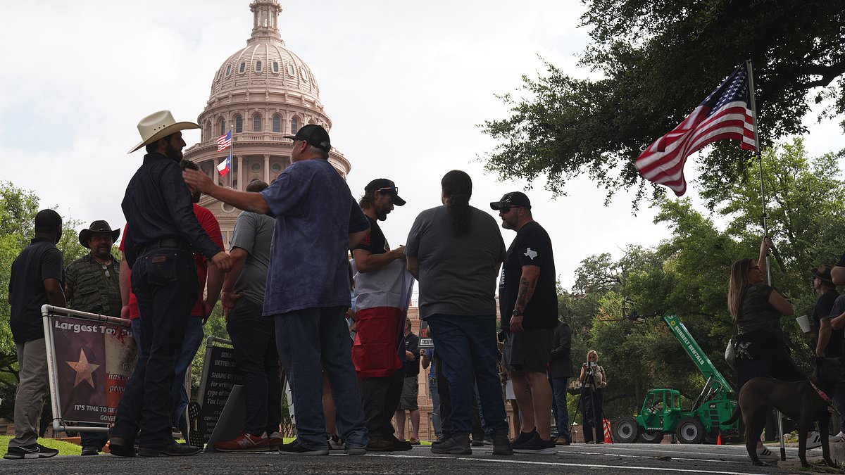 alert-–-texas-reps.-planning-to-attend-anti-trump-rally-warned-of-‘credible-threats’-following-‘politically-motivated’-shooting