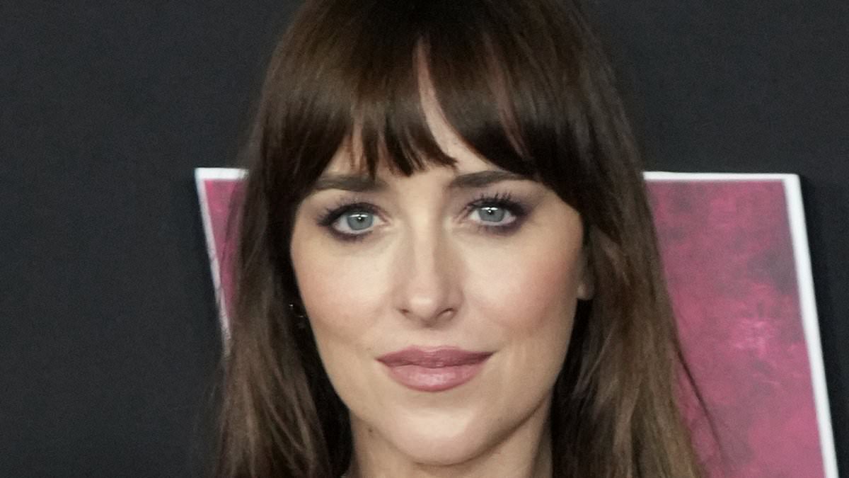 alert-–-dakota-johnson-says-she’s-‘psyched-up-for-sex’-after-chris-martin-split