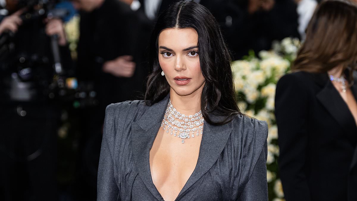 alert-–-kendall-jenner-goes-woke-as-she-shares-shocking-political-message-amid-trump’s-la-crackdown