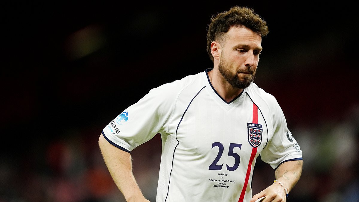 alert-–-sam-thompson-narrowly-avoids-awkward-on-pitch-run-in-with-louis-tomlinson-at-soccer-aid-–-after-pair-held-‘peace-dinner’-in-a-bid-to-‘ease-awkwardness’-over-zara-mcdermott