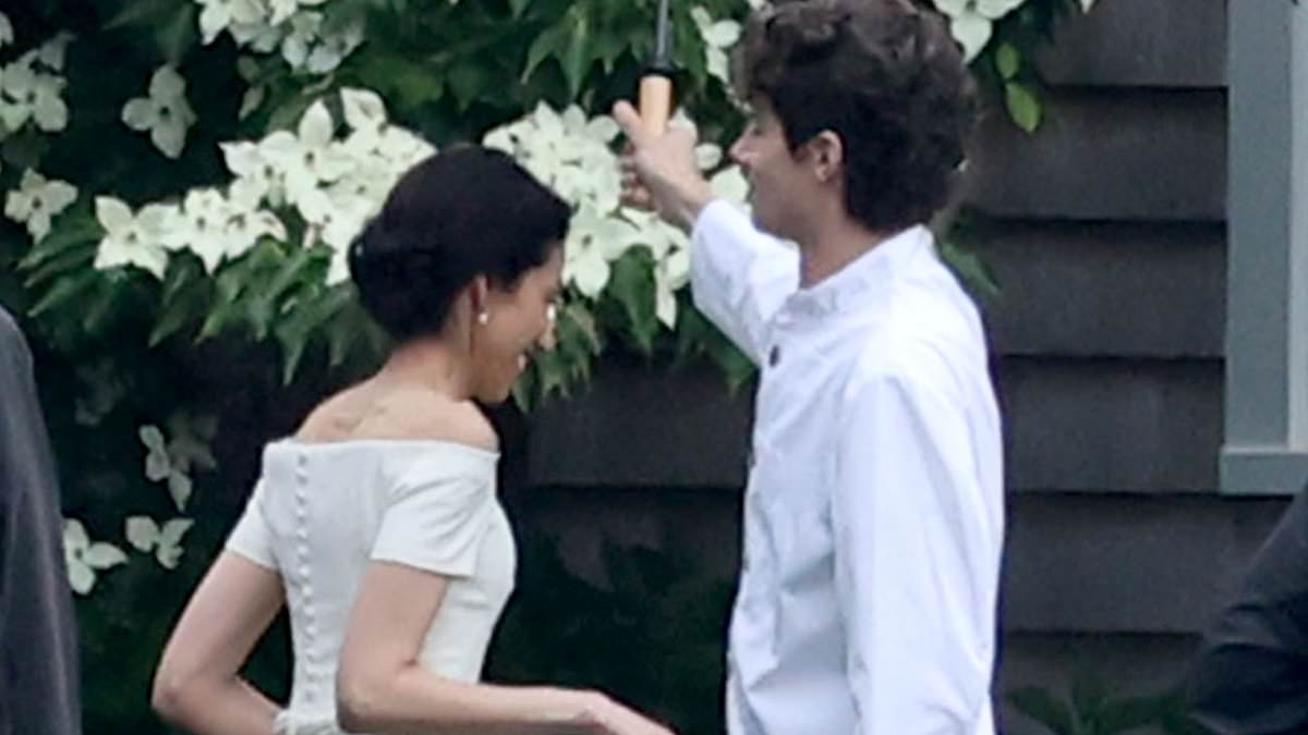 alert-–-george-soros-mysteriously-skips-son-alex’s-wedding-to-huma-abedin