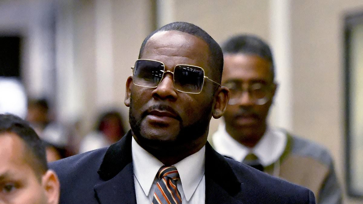 alert-–-r-kelly-is-rushed-to-hospital-after-overdosing-in-prison