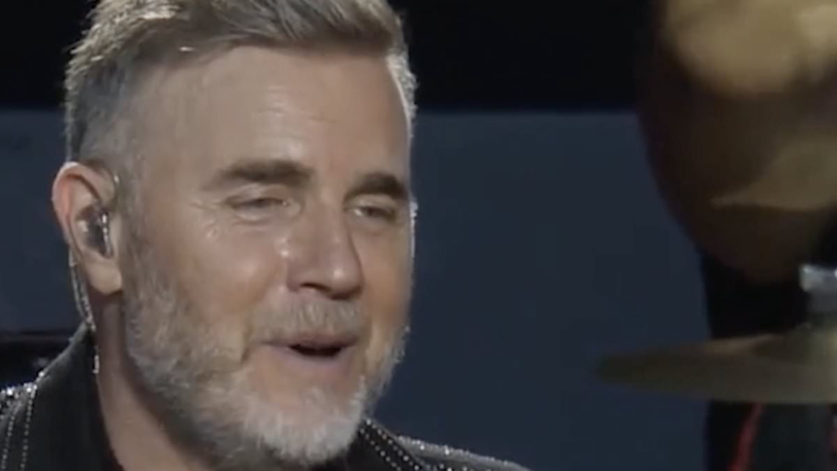 alert-–-gary-barlow-suddenly-halts-scarborough-concert-after-spotting-sweet-moment-in-the-crowd