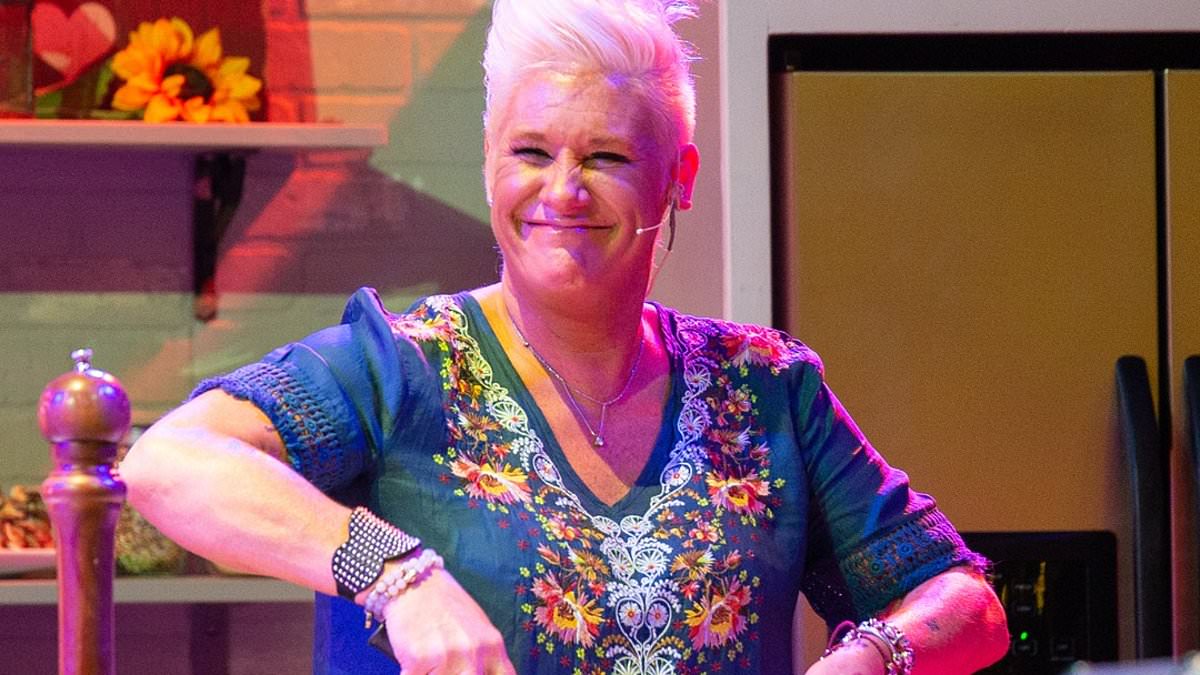 alert-–-anne-burrell-‘struggled’-with-fame-before-her-shocking-death-as-insider-reveals-she-‘wasn’t-happy’