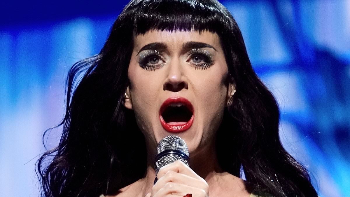 alert-–-katy-perry-sparks-concern-as-singer-is-struck-down-with-‘random-fever’-amid-australian-leg-of-lifetimes-tour:-‘i-got-very-sick-last-night’
