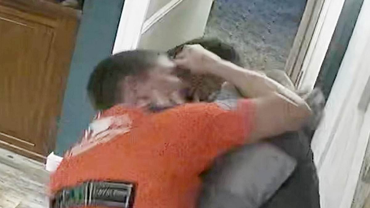 alert-–-shocking-moment-drinker-bites-off-ear-of-‘bar-room-bore’-and-spits-it-on-the-ground-as-both-are-jailed-over-vicious-pub-brawl