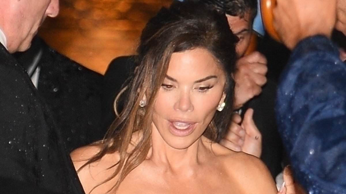 alert-–-lauren-sanchez-and-jeff-bezos’-a-list-guests-run-for-cover-as-pre-wedding-party-is-hit-by-huge-freak-thunderstorm