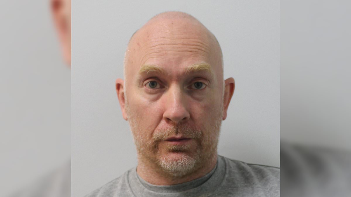 alert-–-killer-police-officer-wayne-couzens-is-‘allowed-to-jump-waiting-list’-for-17,000-back-operation-on-the-nhs