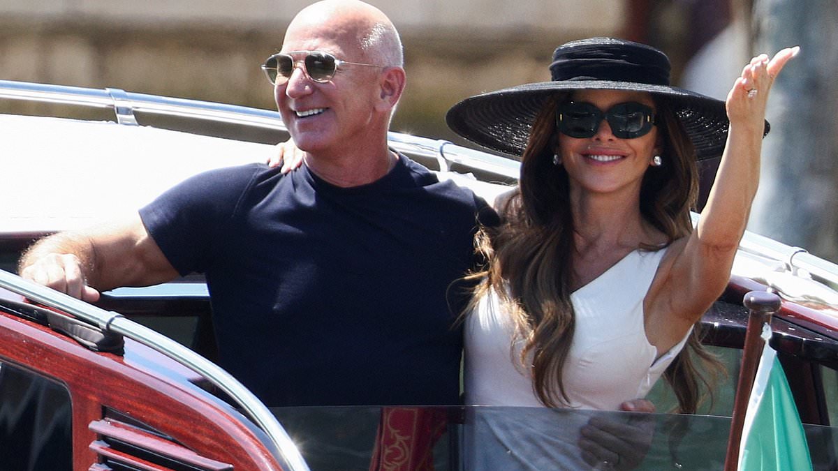alert-–-the-party’s-finally-over!-newlyweds-jeff-bezos-and-lauren-sanchez-depart-their-venice-hotel-as-they-wave-goodbye-to-a-list-guests-after-three-day-wedding-extravaganza