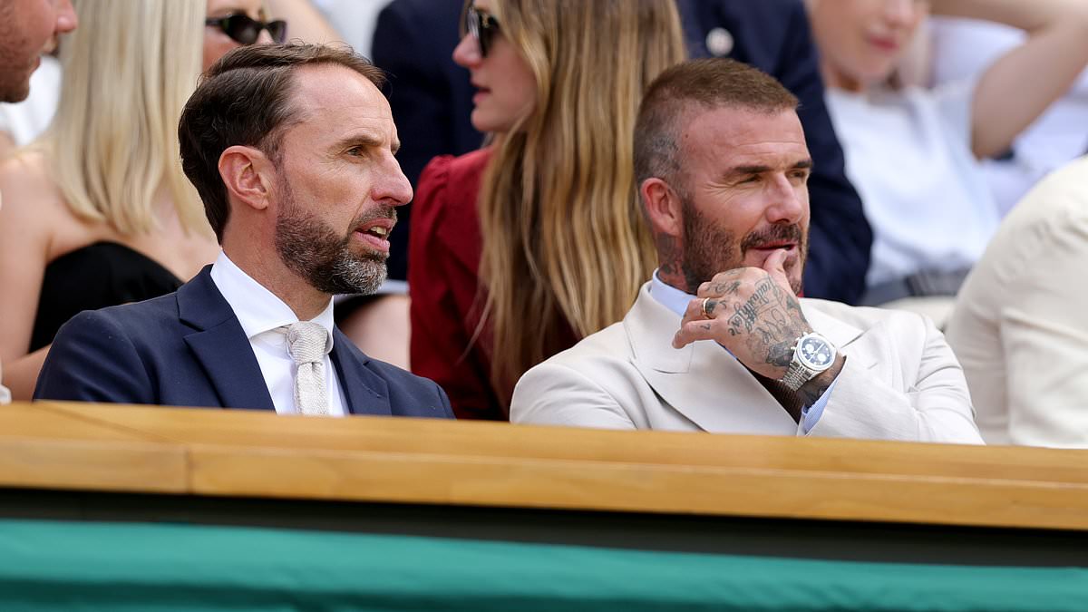 alert-–-wimbledon-2025-live:-latest-tennis-scores-and-set-by-set-updates-as-carlos-alcaraz,-emma-raducanu-and-katie-boulter-in-action-on-hottest-day-one-ever-–-with-two-brits-already-through-to-the-second-round