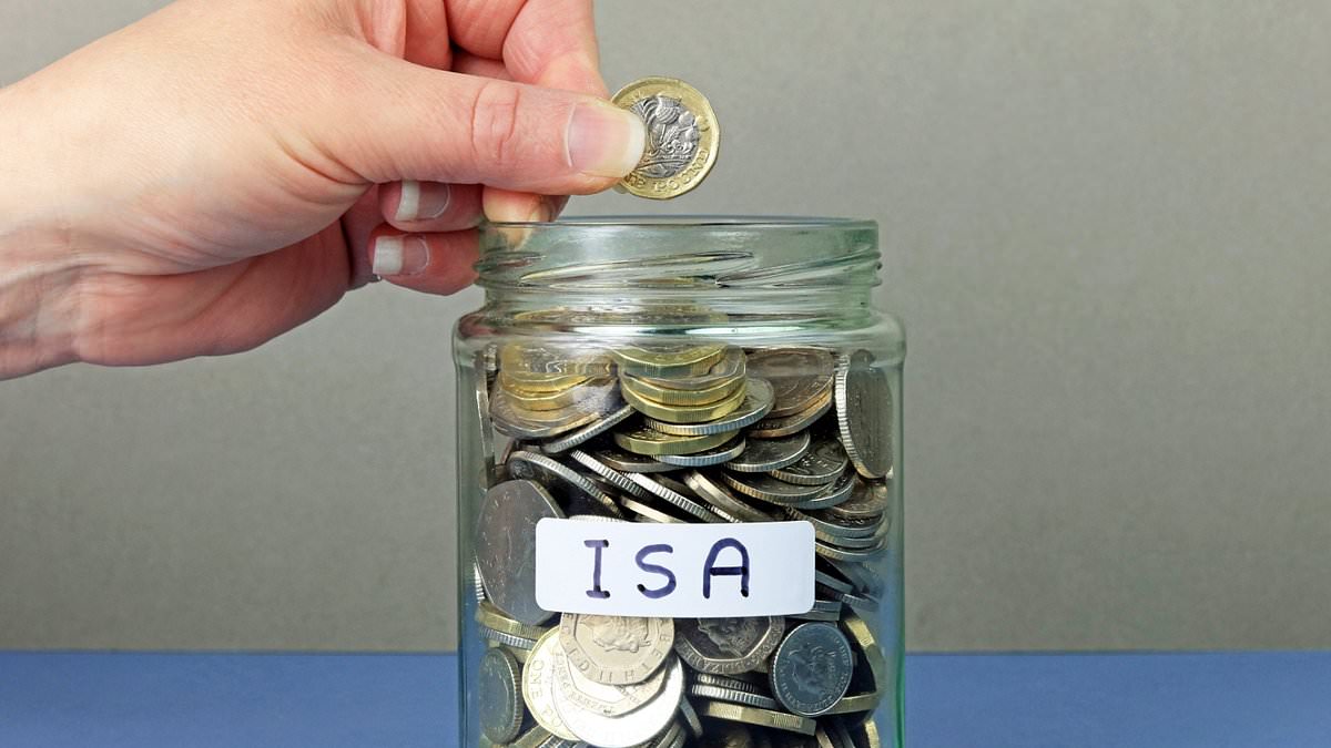 alert-–-major-blow-for-savers-as-reeves-is-set-to-slash-tax-free-isa-allowance