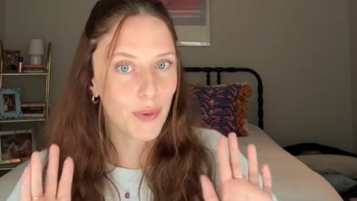alert-–-flight-attendant-reveals-the-common-passenger-behaviour-that-drives-them-insane